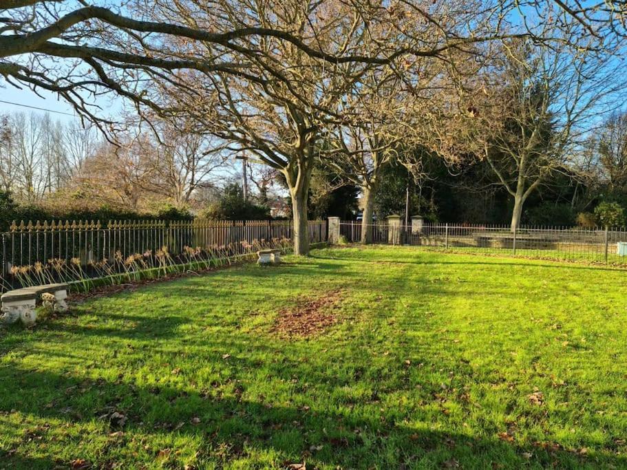 Stylish Georgian Apartment In An Ideal Location North Walsham Luaran gambar
